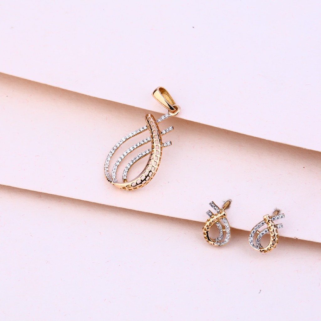 18KT Rose Gold Exclusive Hallmark Pendant Set RPS104