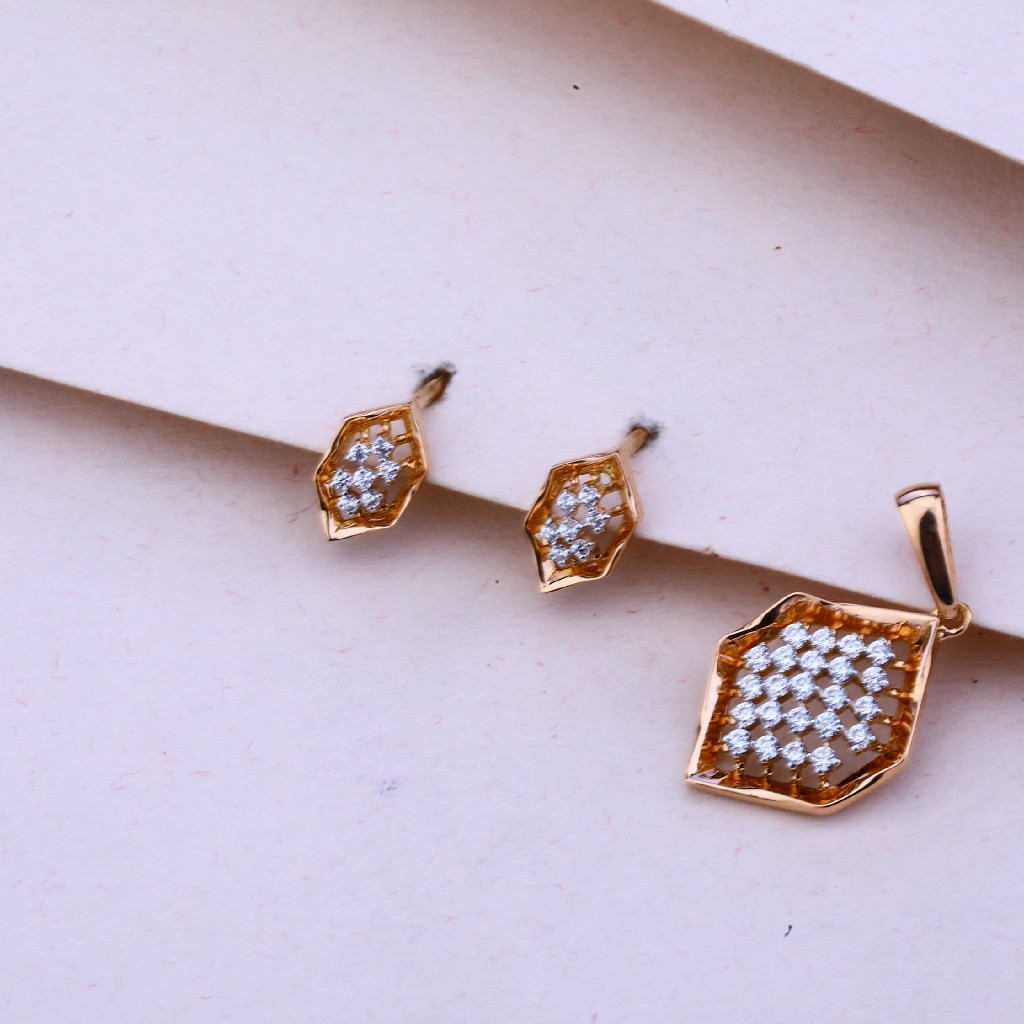 750 Rose Gold Hallmark Classic  Pendant Set RPS80