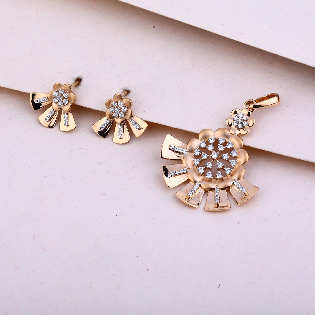750  Rose Gold Designer CZ Pendant Set RPS125