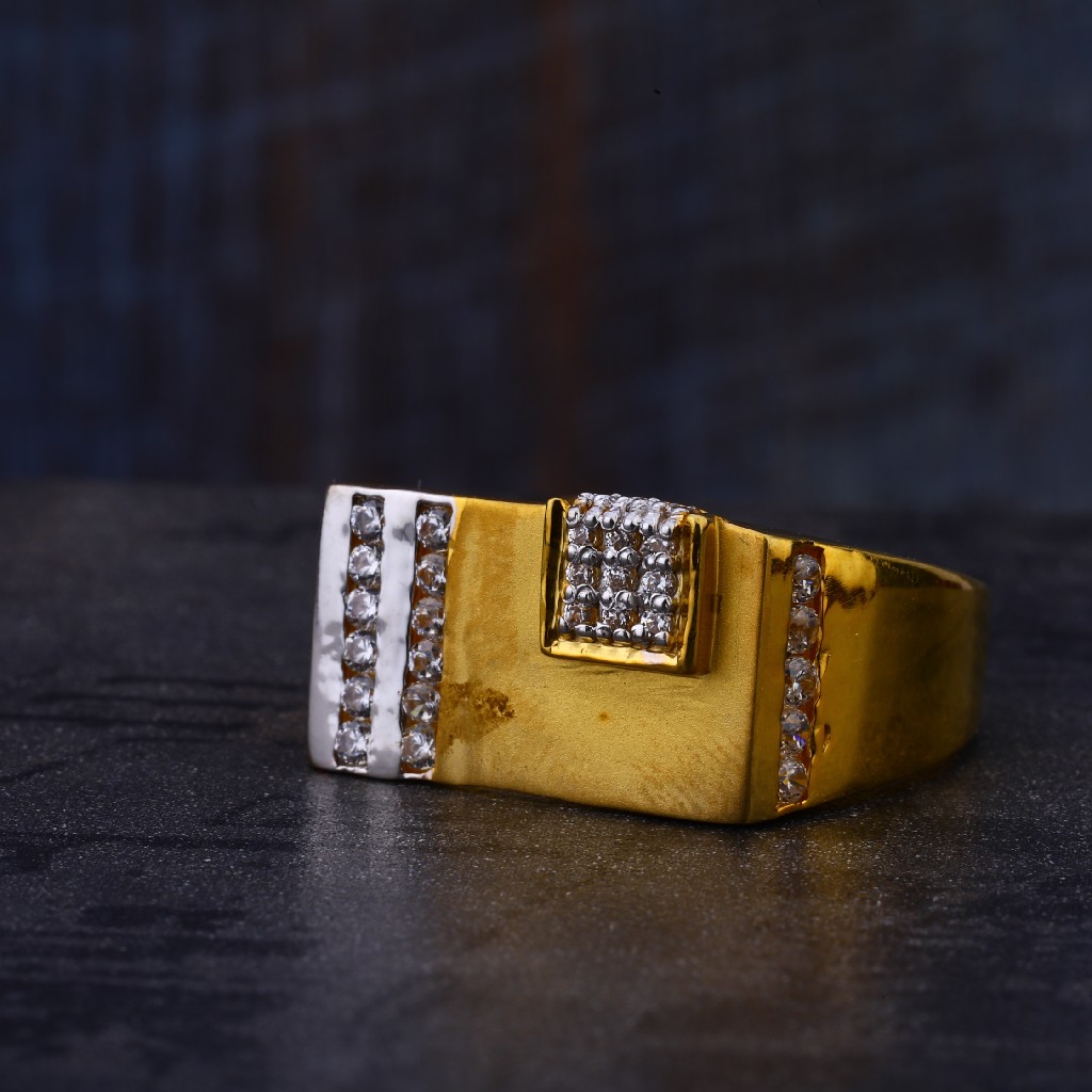 916 Gold Cz Mens  Ring MR538