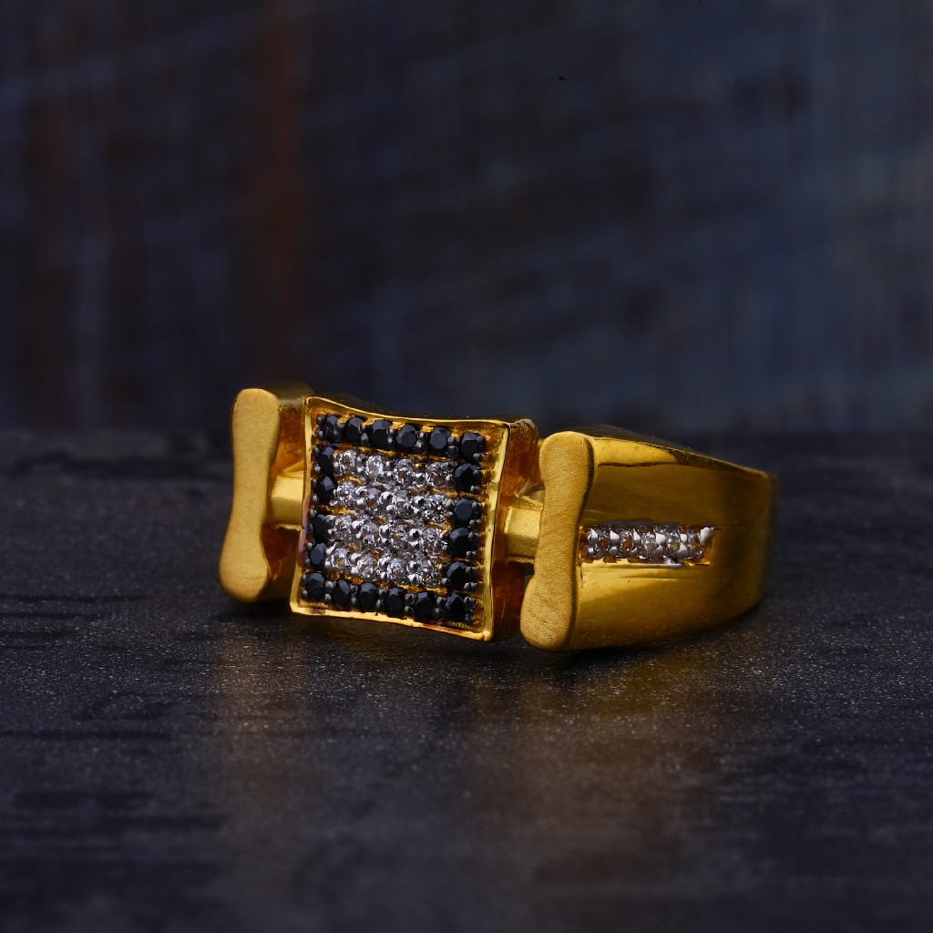 916 Cz Mens Hallmark Ring MR542