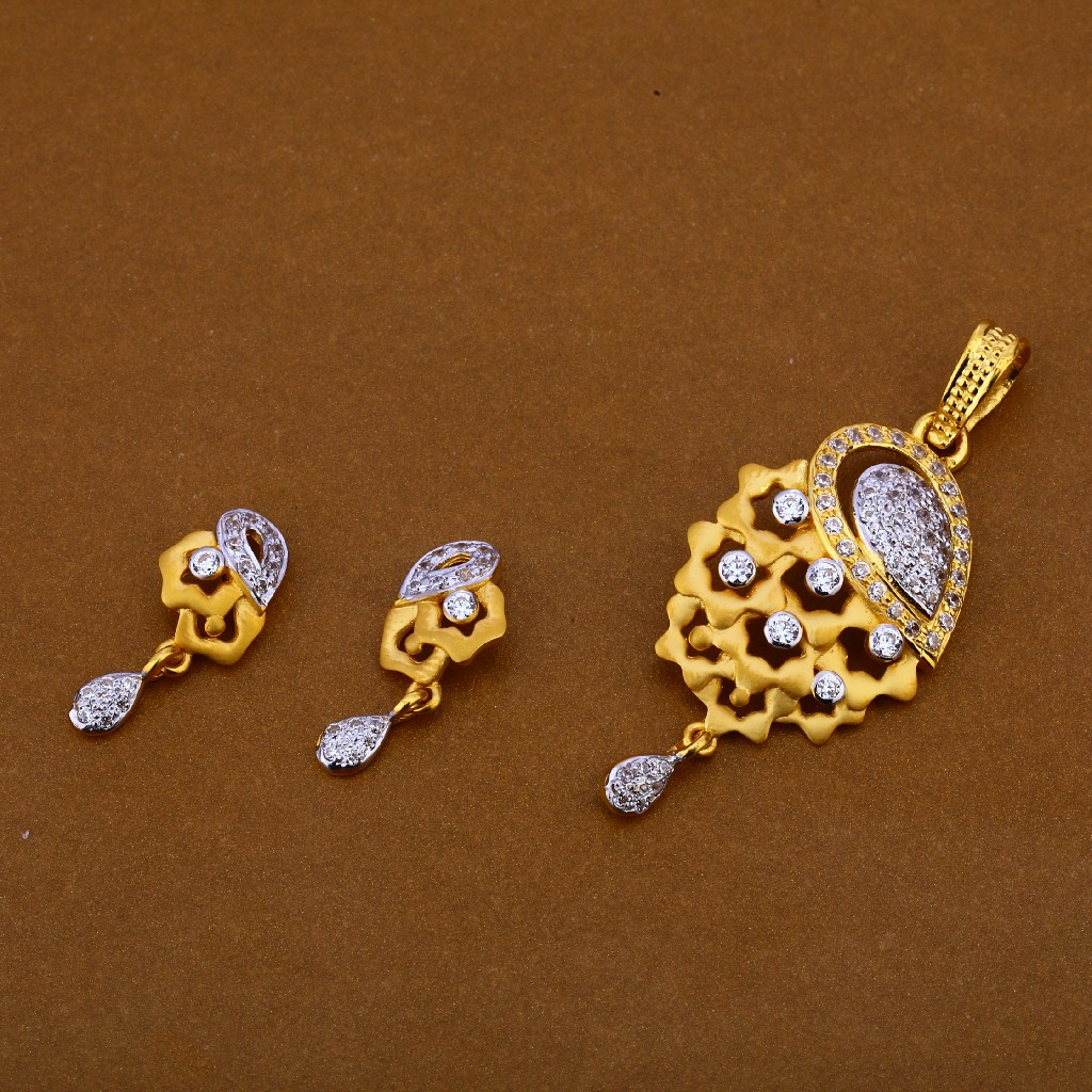 22CT Cz Classic Hallmark Pendant Set FPS202