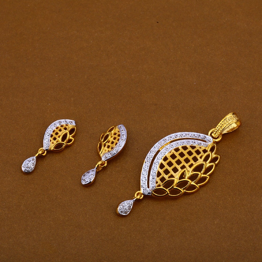 22Ct Gold Ladies Exclusive Pendant Set FPS213
