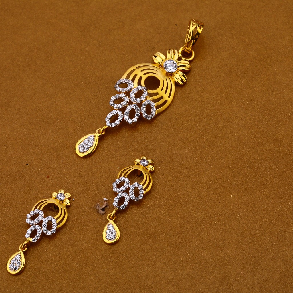 916 Gold Cz Stylish Pendant Set FPS161