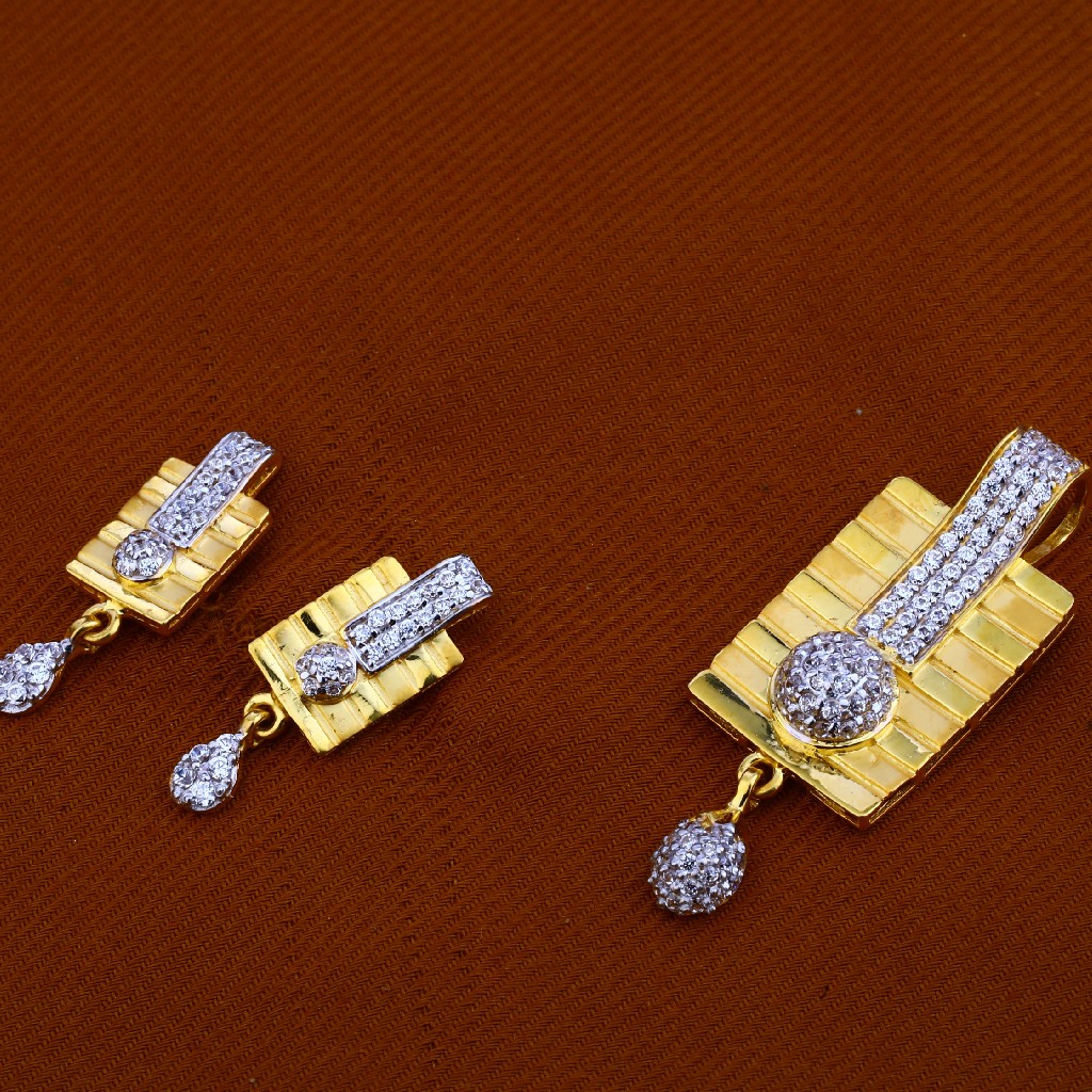 22Ct Gold Hallmark Pendant Set FPS86