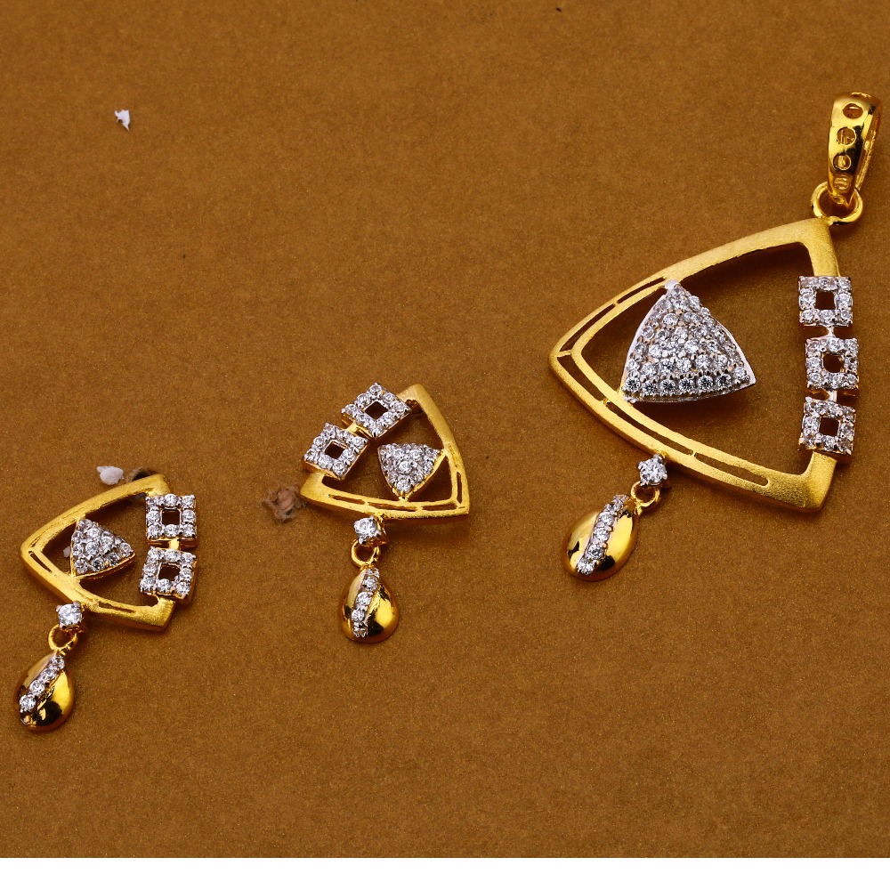 916 Gold Ladies Hallmark Designer  Pendant Set FPS181