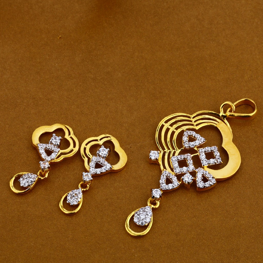 916 Gold Hallmark Exclusive Ladies Pendant Set FPS19