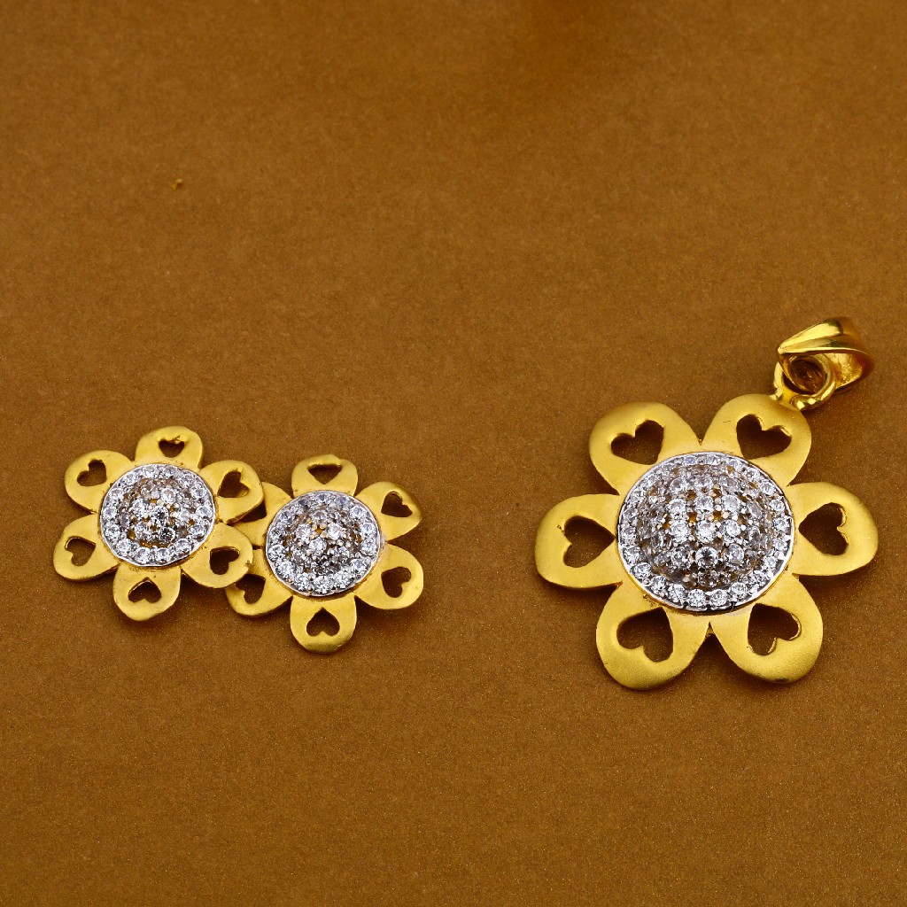 916 Cz Hallmark Ladies Pendant Set FPS23