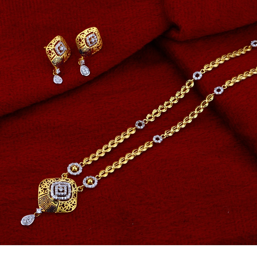 916 Gold  Ladies  Stylish Chain Necklace CN30