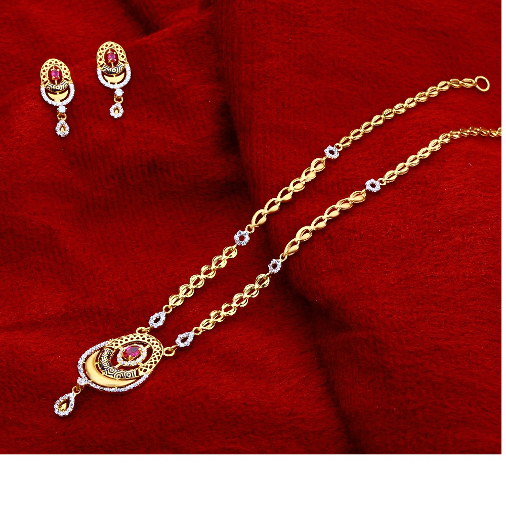 916  Gold Hallmark Fancy  Chain Necklace CN145