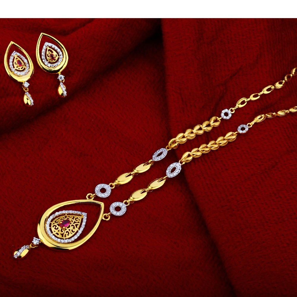 916 Gold Hallmark Antique  Chain Necklace   CN09