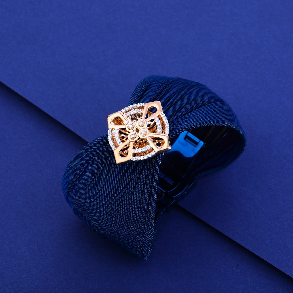 750 Exclusive Stylish Leather Bracelet  LLKB07