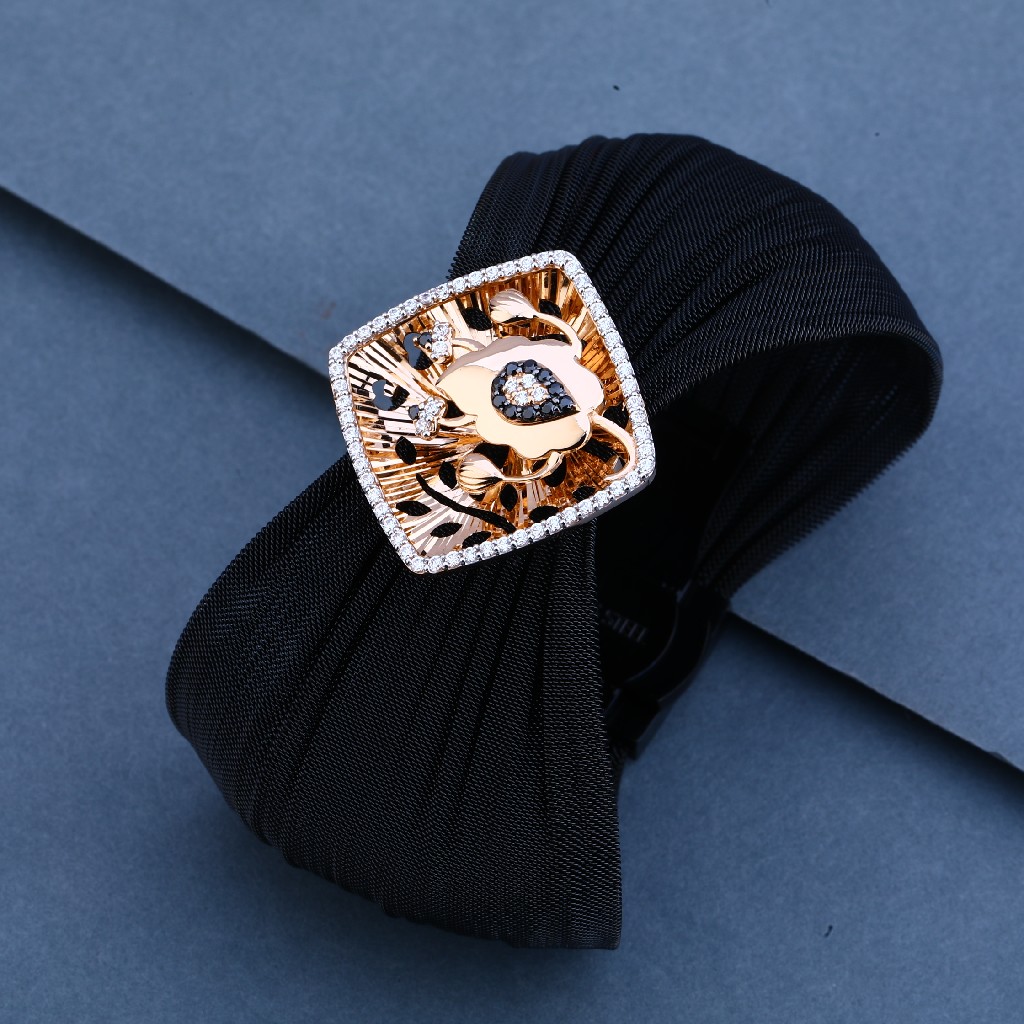 750 Rose Gold Designer Bracelet LLKB27