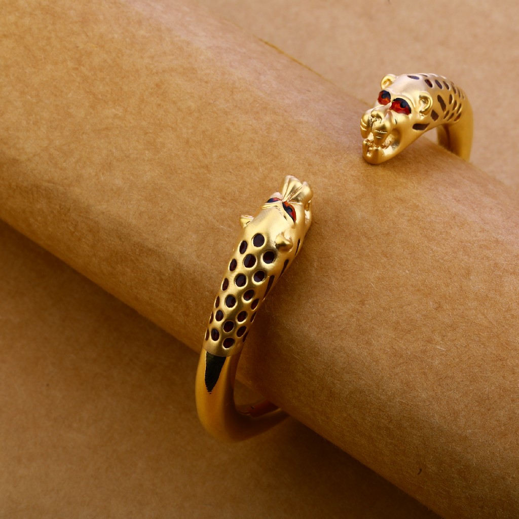 916 Gold Classic Hallmark Bracelet MLB155
