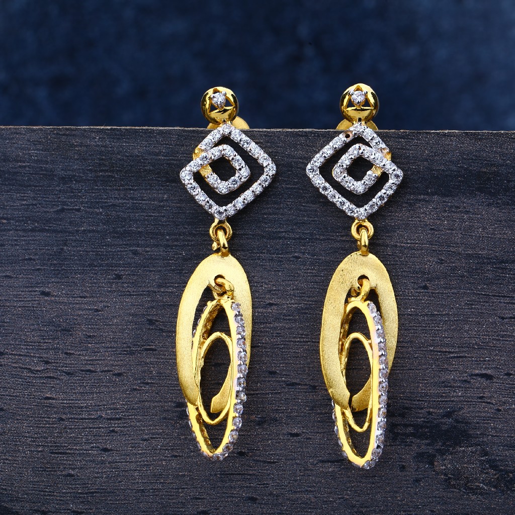 916 Gold Women's CZ Classic Earring Jhummar LJE143