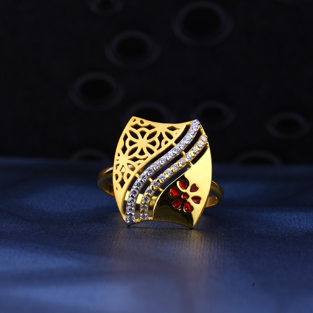 22kt Gold Ladies cz Ring LR67
