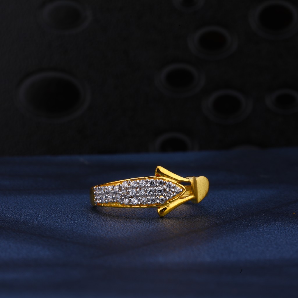 22ct Gold Heart Design Cz Ring LR184