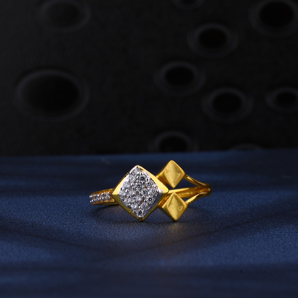 22ct Gold stylish Ring LR186