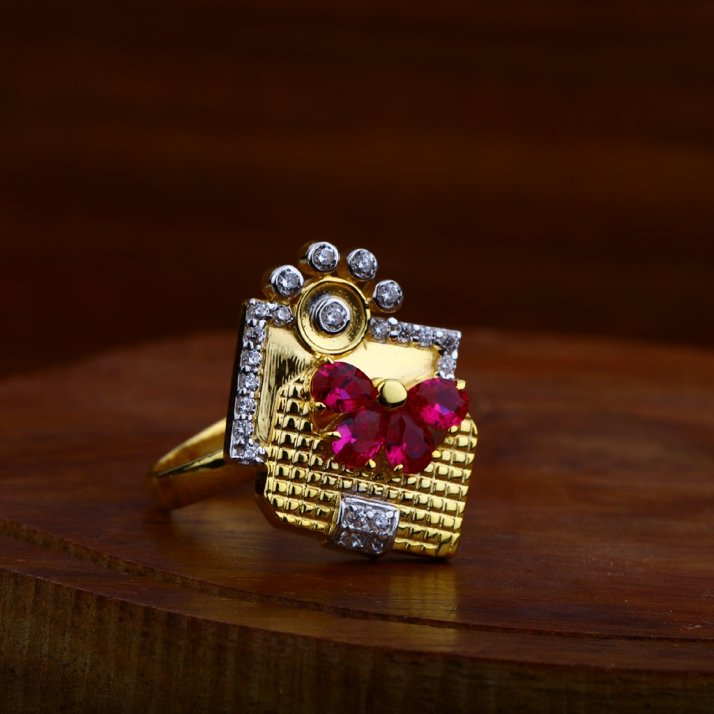 916 Gold Antique Ring LAR37