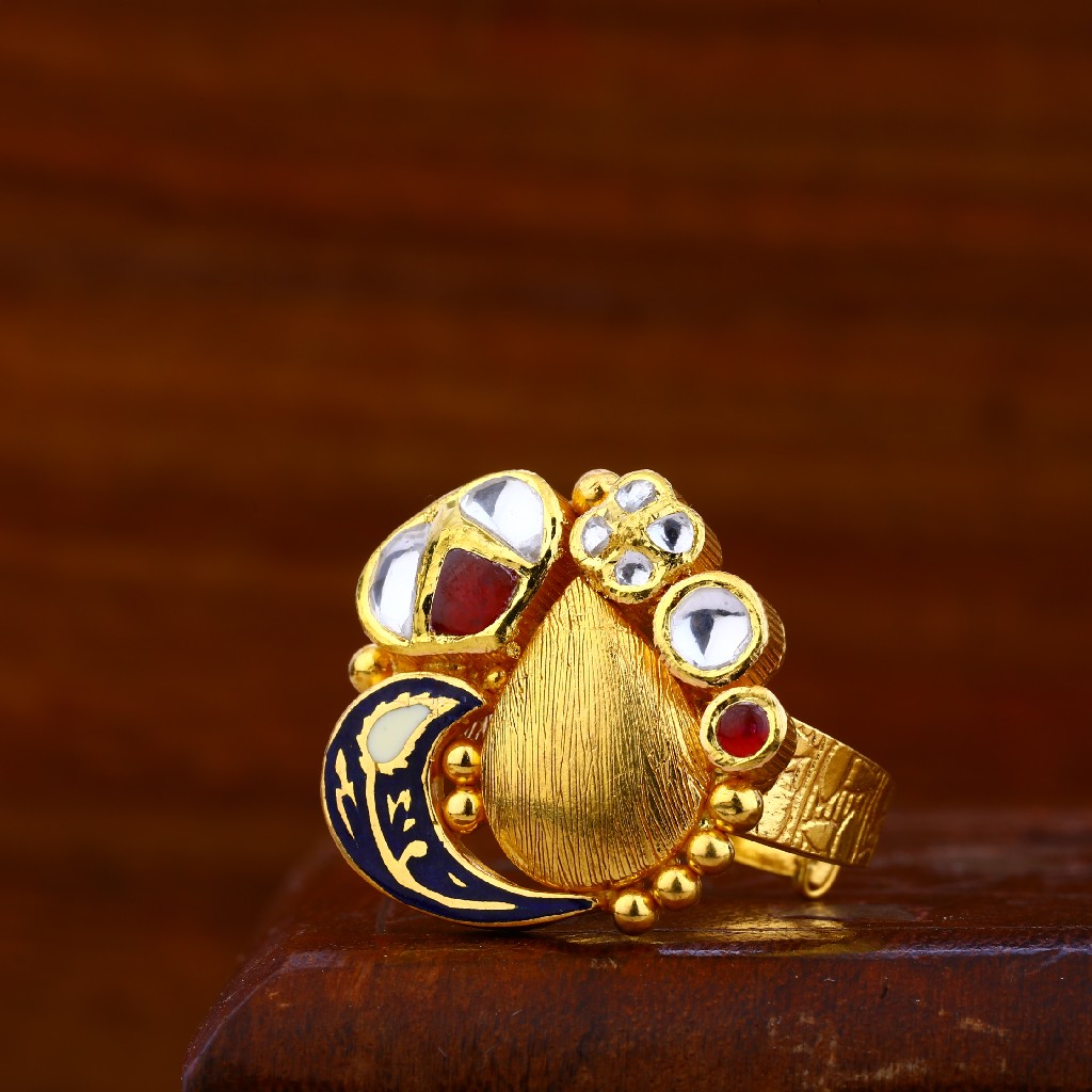 916 Gold Ring LAR37