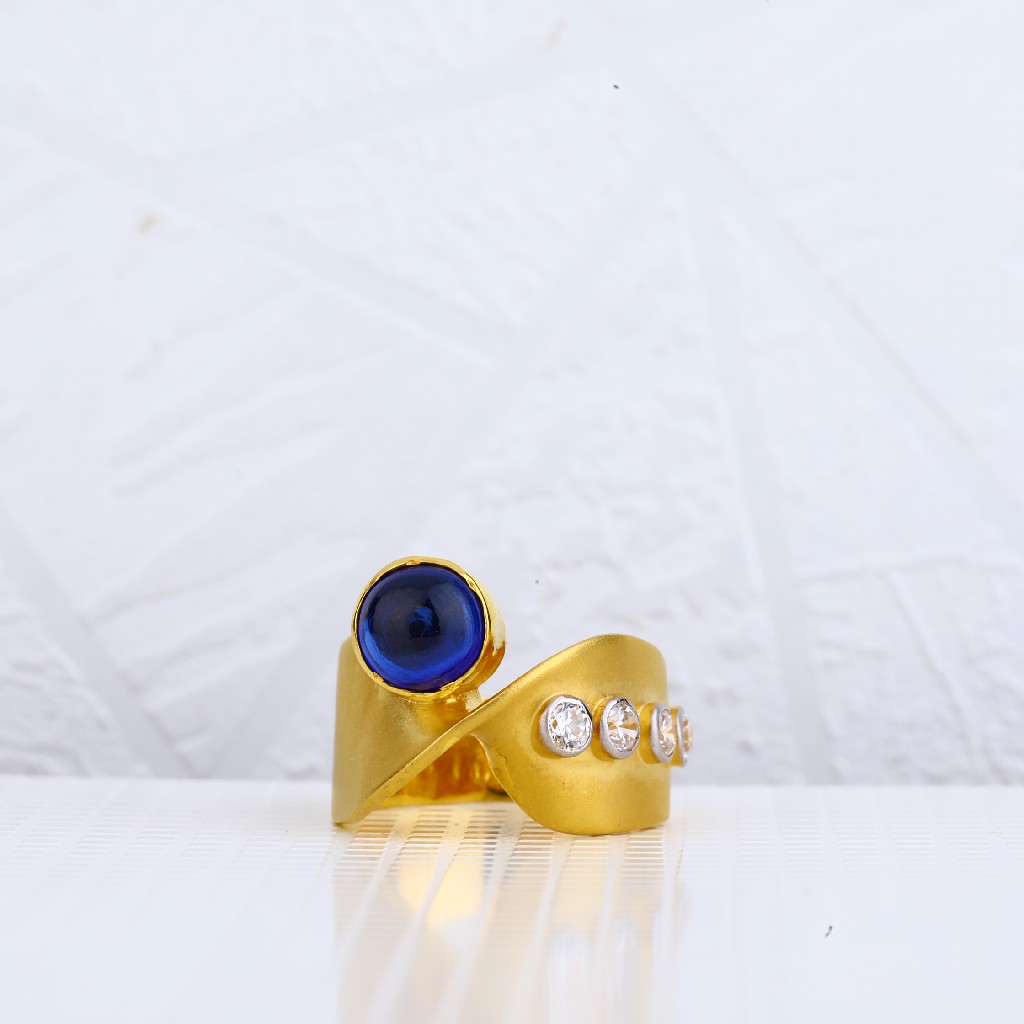 18kt gold ladies italian ring lir41