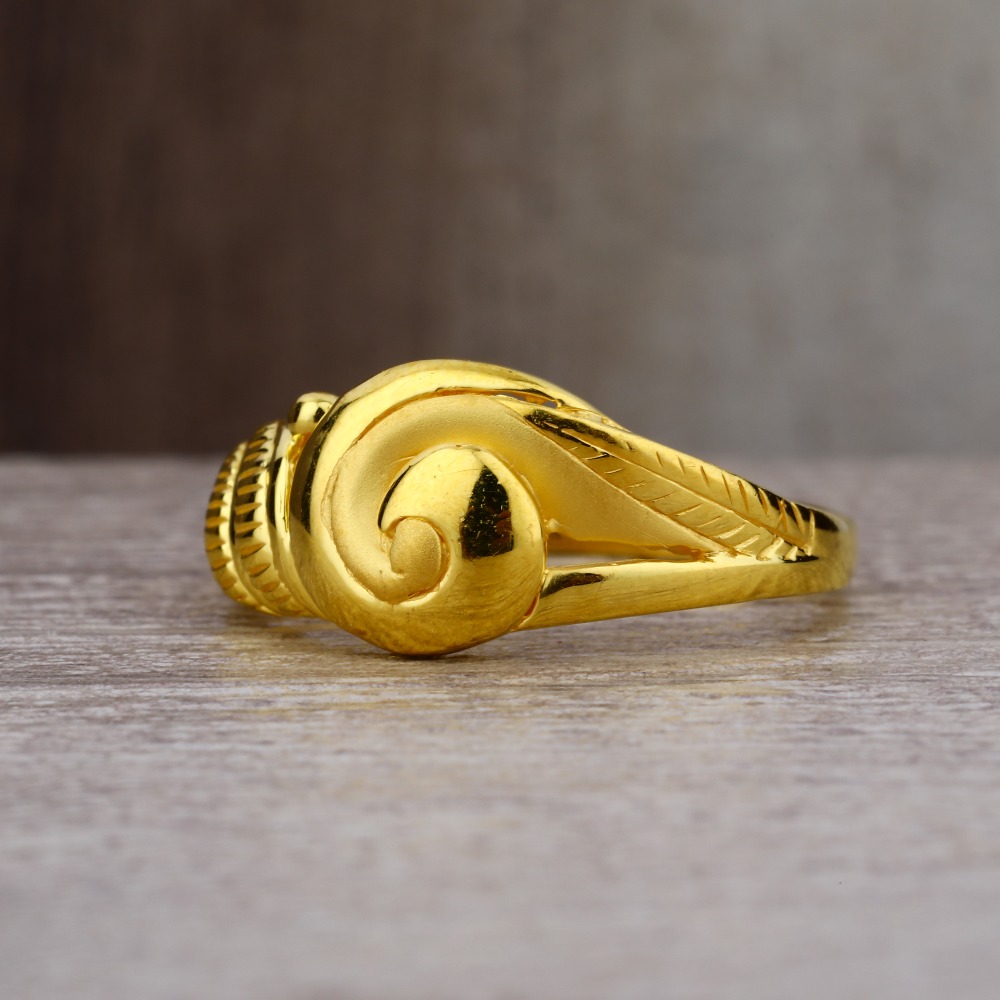 Ladies 916 New Delicate Plain Ring -LPR24