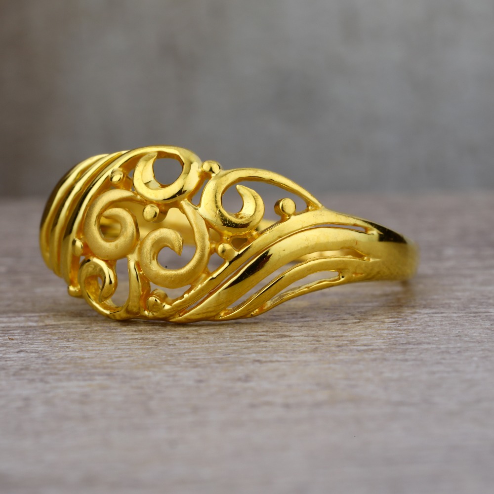 Ladies 22K Gold Fancy Plain Ring -LPR11