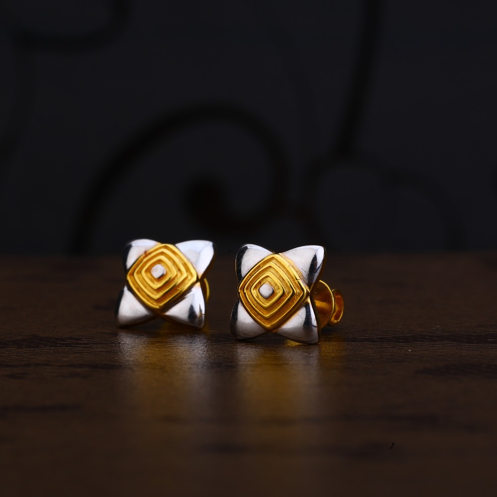 Ladies 22K Gold Fancy CZ Earring -LPE223