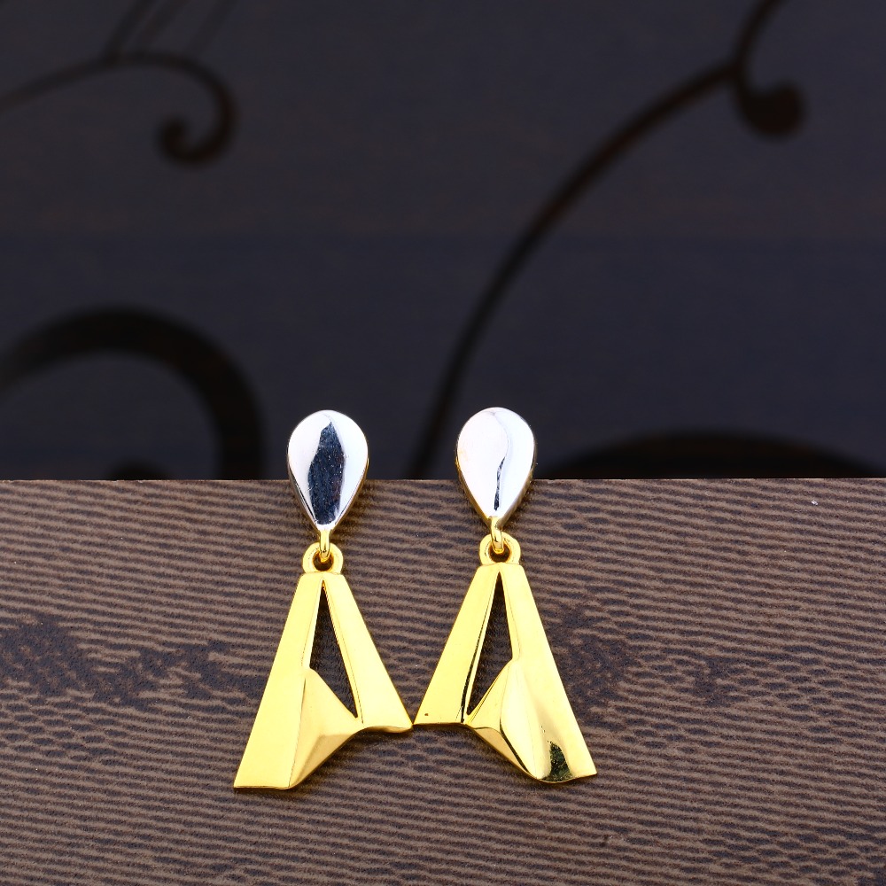 Ladies 22K Gold Fancy Plain Earring -LPE27