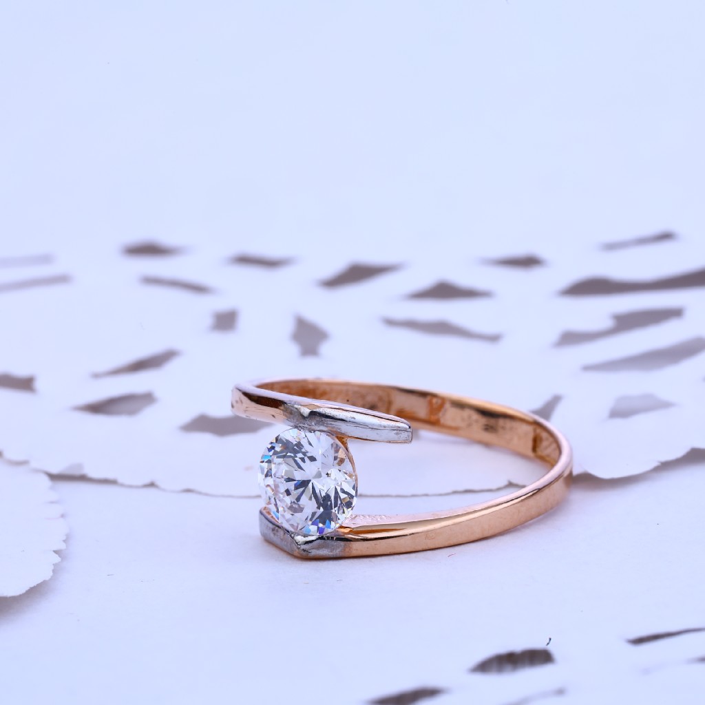Ladies Rose Gold Solitaire Engagement Ring-RLR122