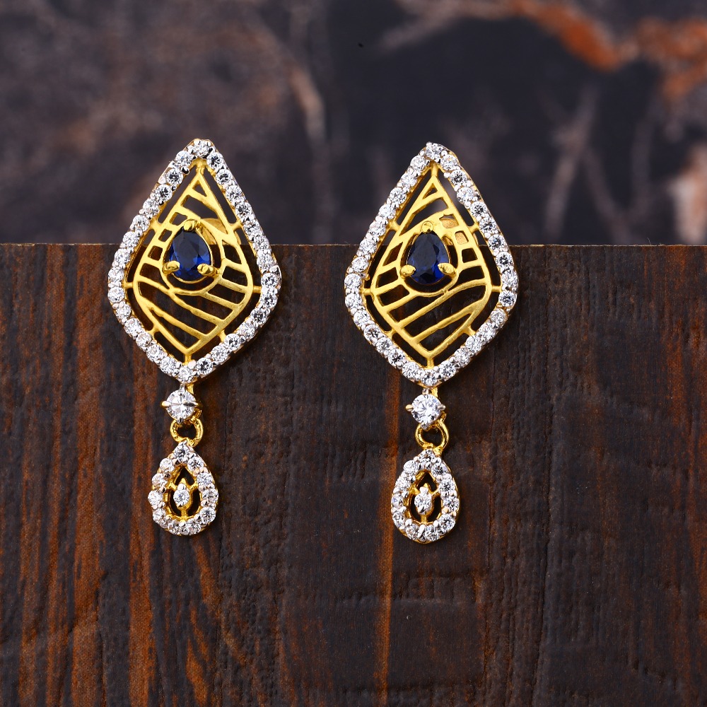 Ladies 22K Gold Fancy Earrings -LFE193