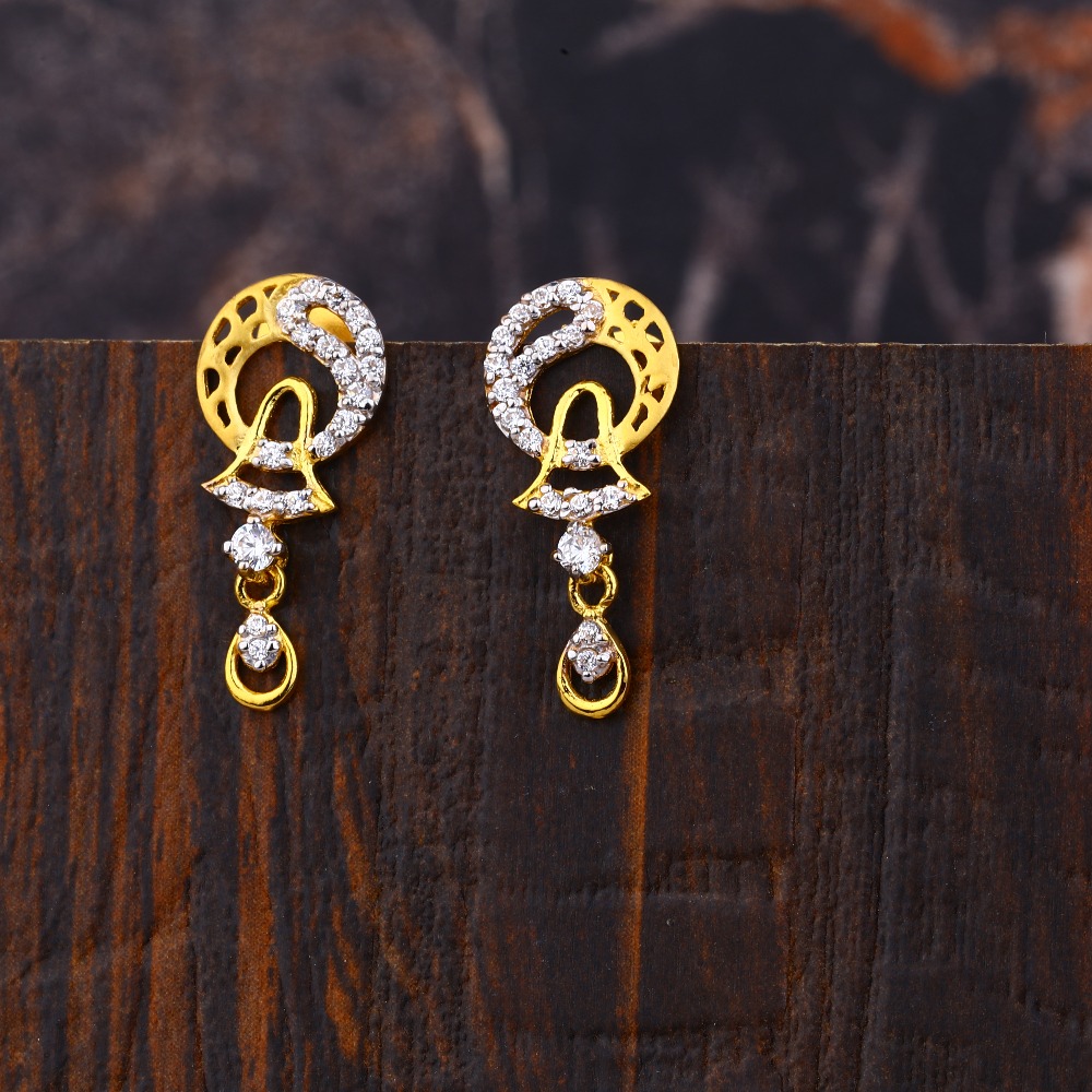Ladies 22K Gold Fancy Diamond  Earrings -LFE184