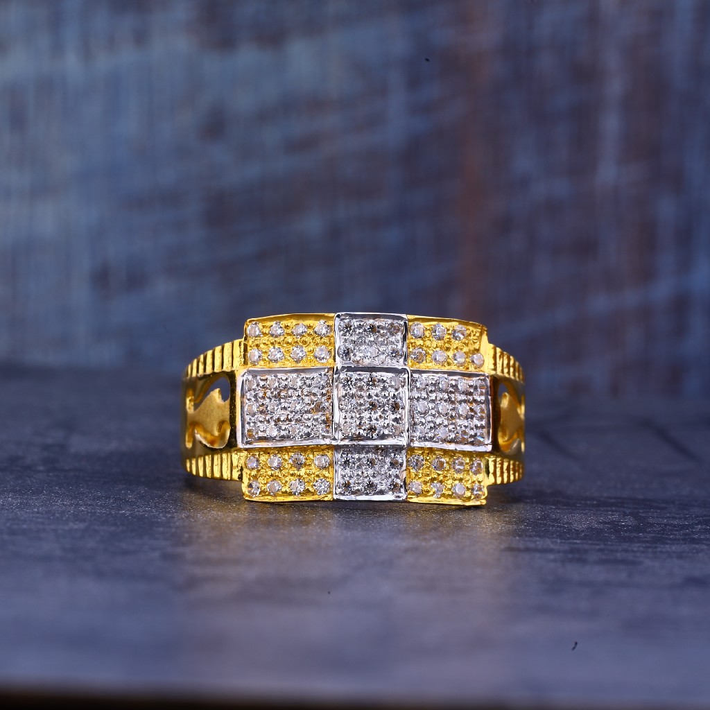 Mens 22K Gold Simple Wear Ring-MR408