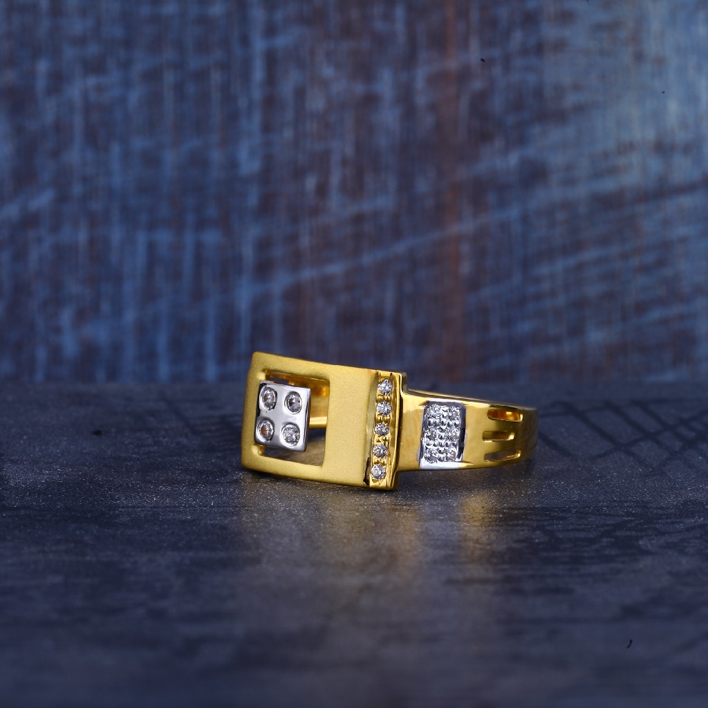 Mens Cz 22K Gold Ring-MR242