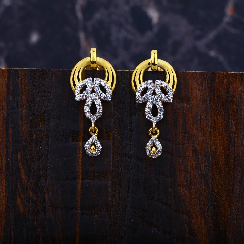 Ladies 916 Cz Gold Earrings-LFE55
