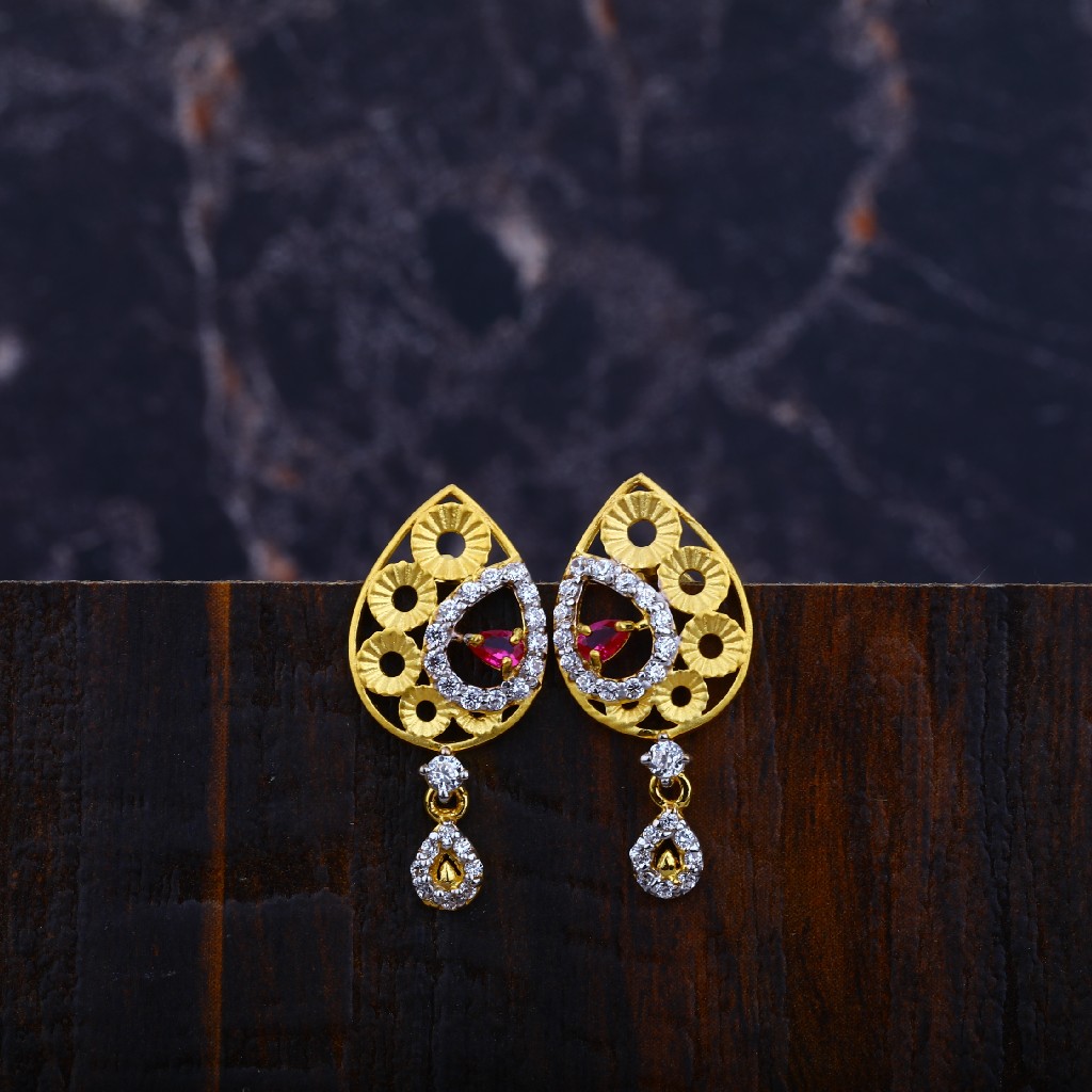 Ladies Gold Cz 22K Earrings-LFE41