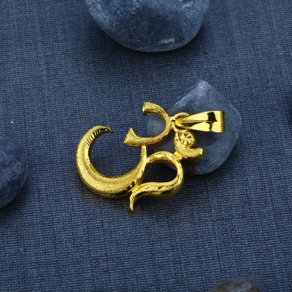 Men's Exclusive 22K OM Gold Gold Pendant- GP36