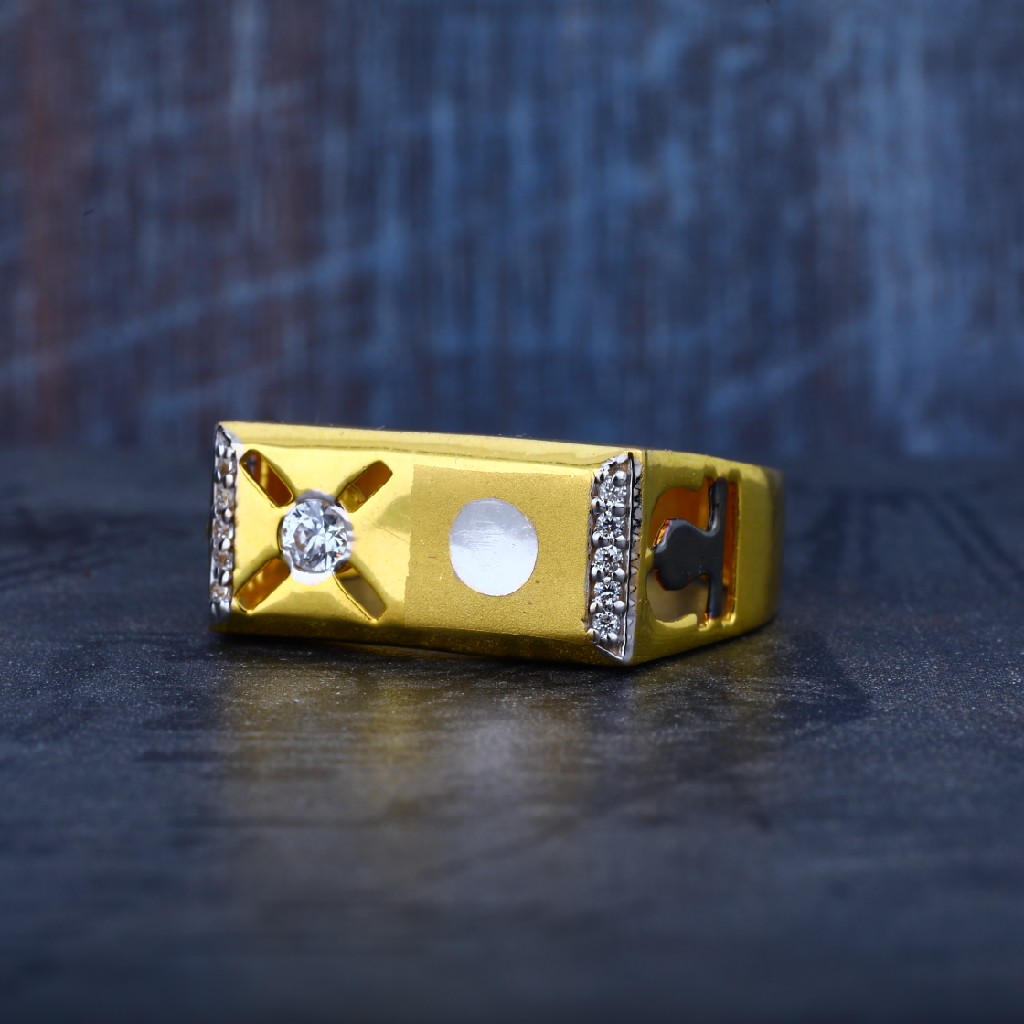 Mens Exclusive Gold Simple Daily Wear Ring-MR49