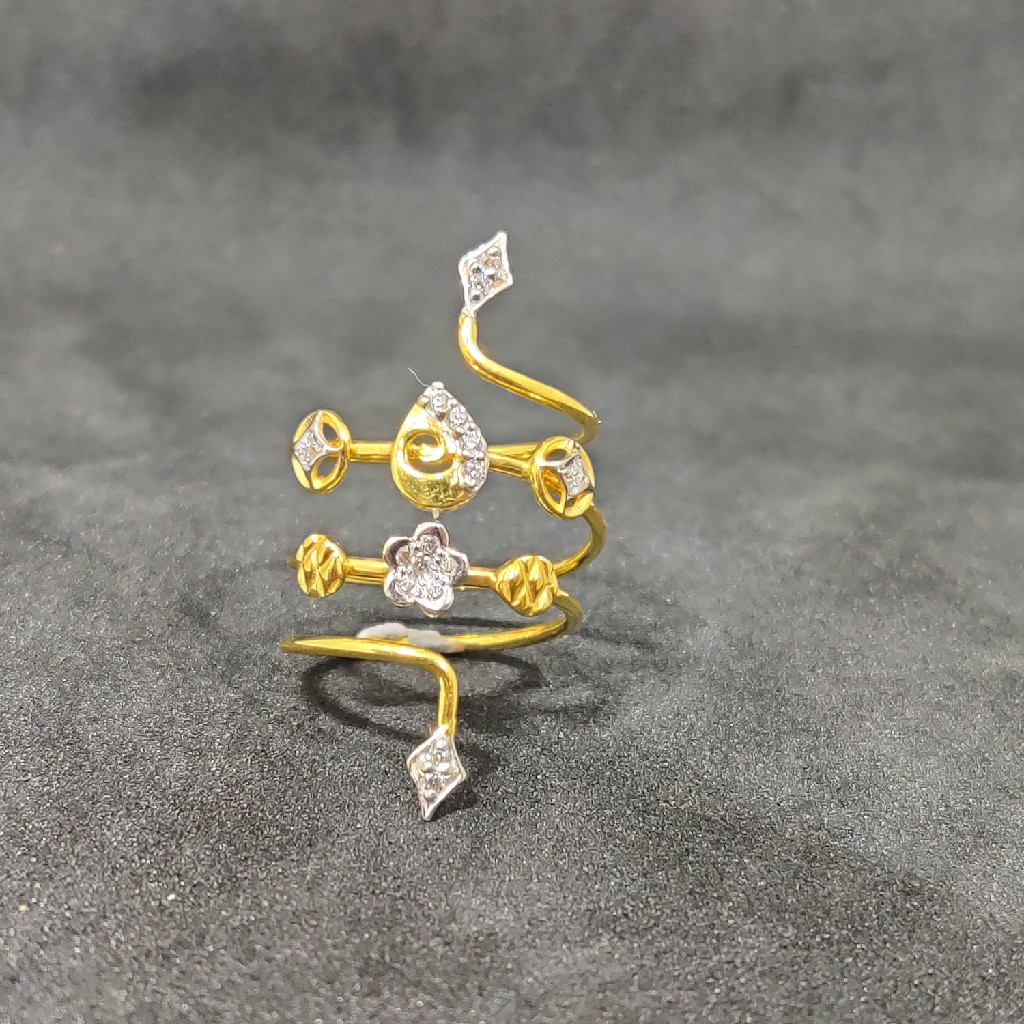 Girls Wear Desinger Gold Spring Ring-24957