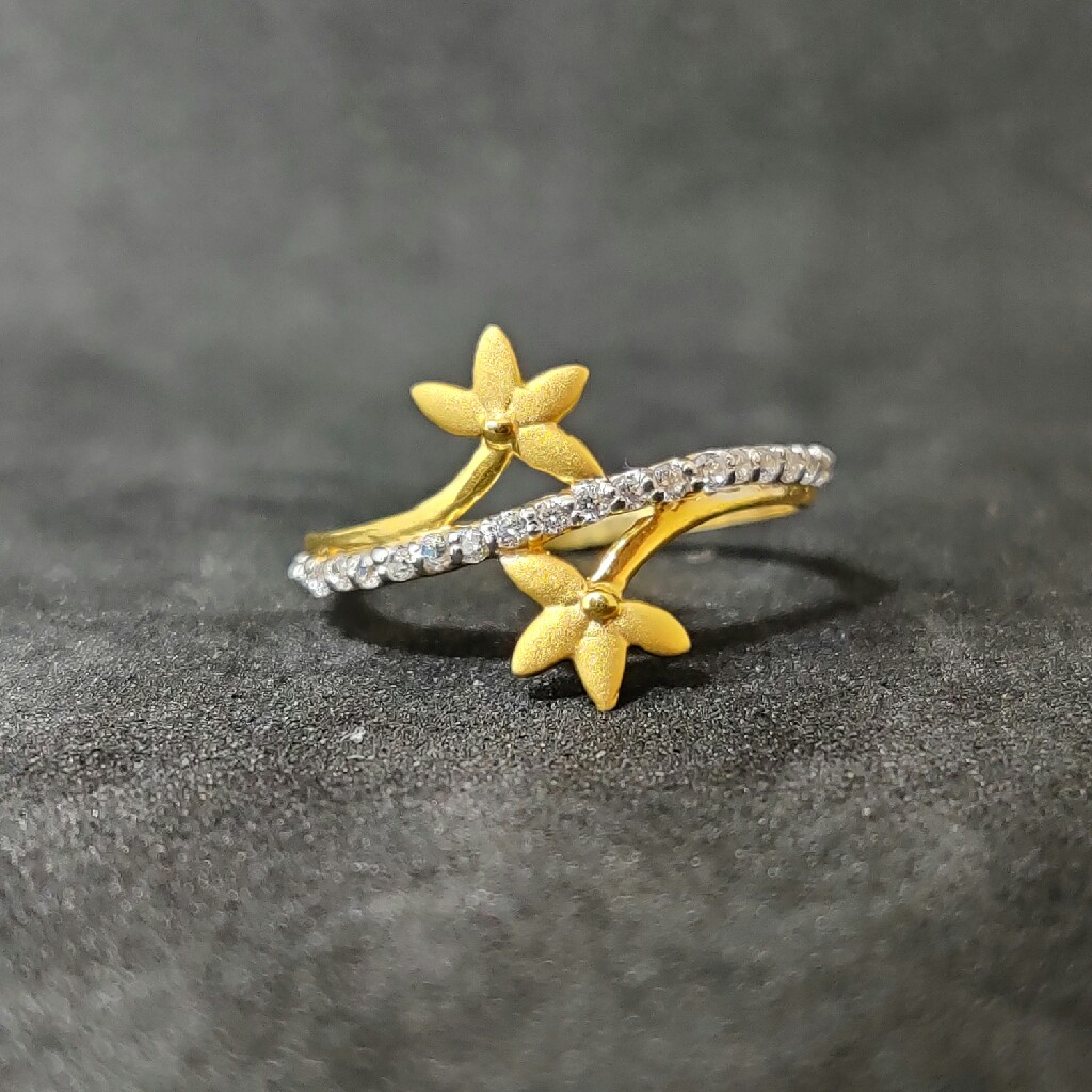 22K Ladies Fancy Ring