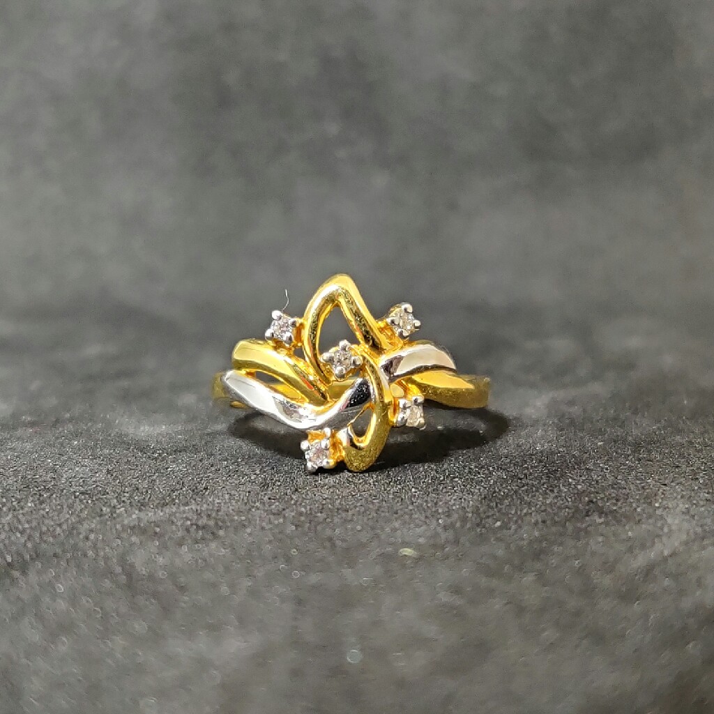 22K Ladies Fancy Ring