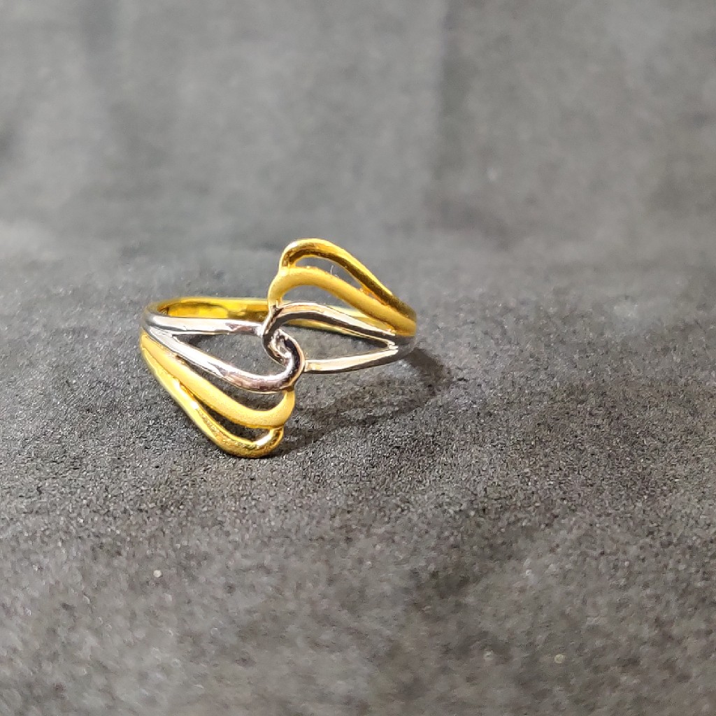 916 Ladies Plain Gold Ring