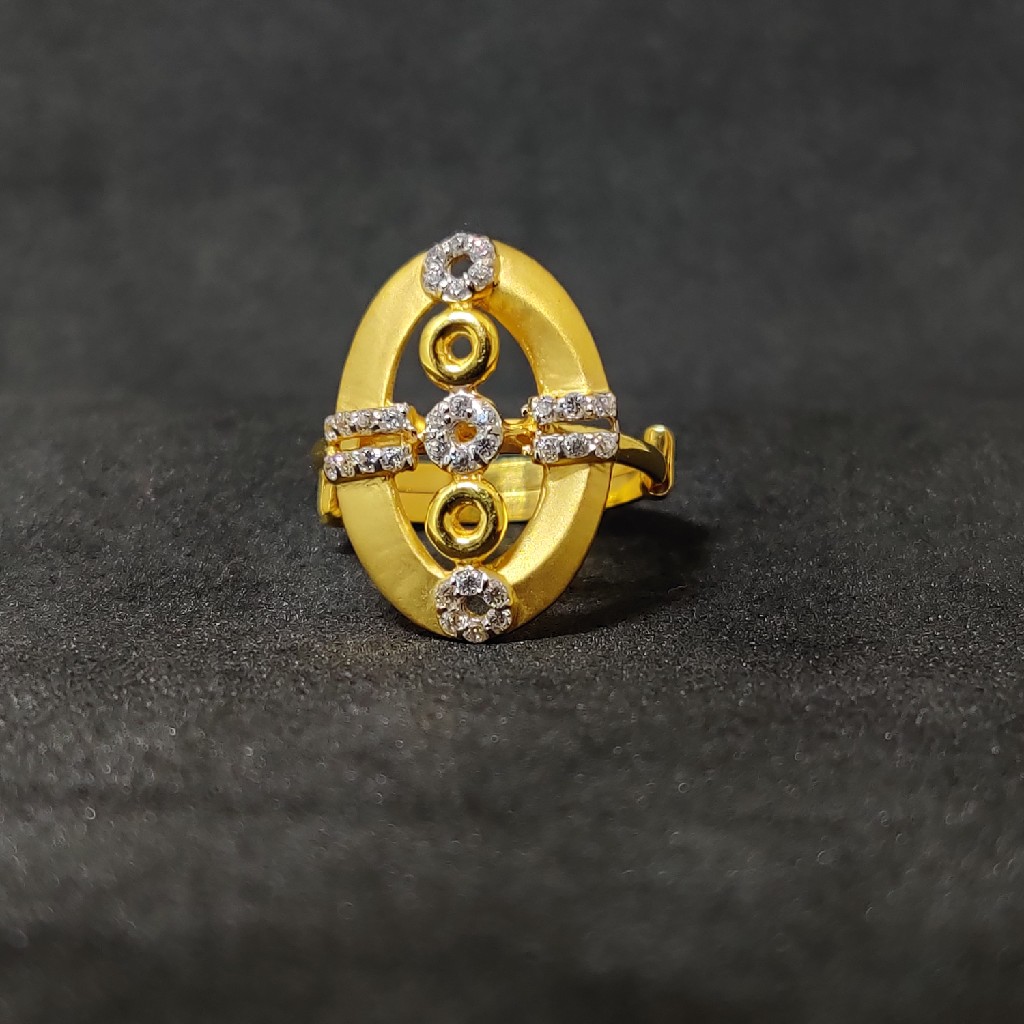 Ladies fashionable 22K Daily Wear Gold Ring - 15007