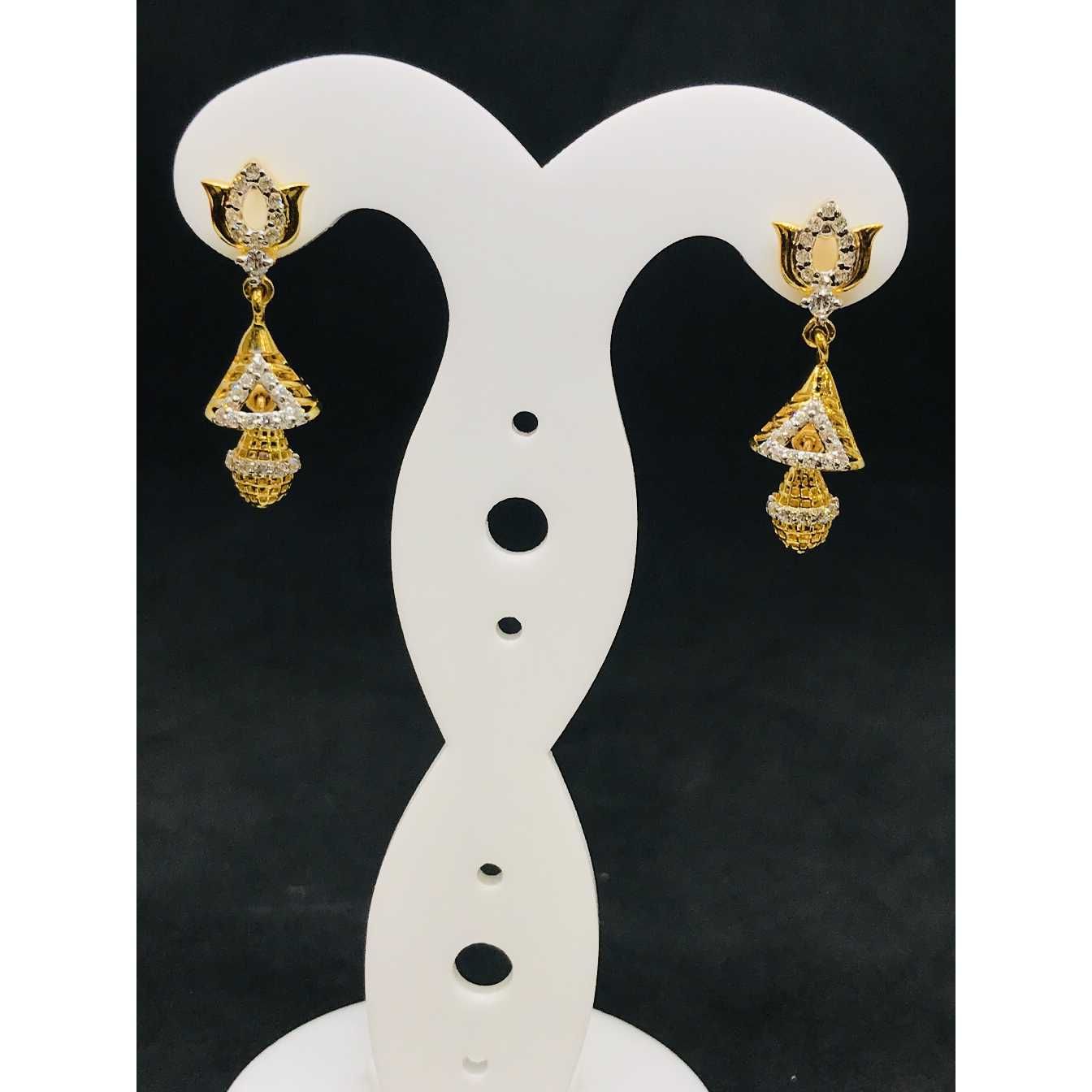 916 Ladies Fancy Gold Earring Er-60031