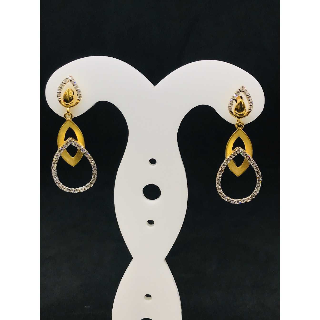 22k Ladies Fancy Gold Earring Er-60011