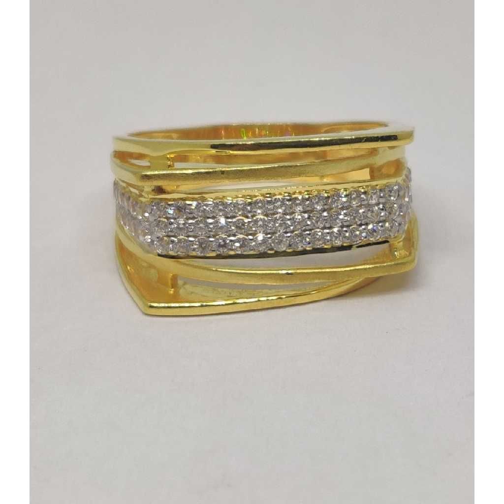 916 Gents Fancy Gold Ring Gr-28602