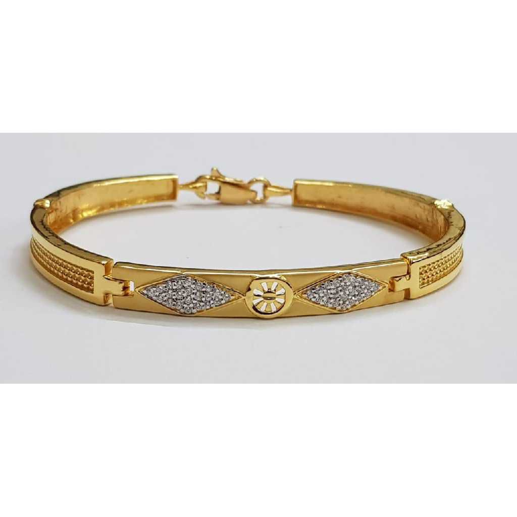 916 Gents Fancy Gold Kada G-3432
