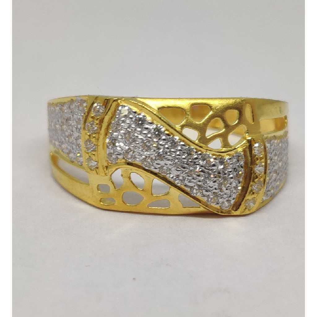 916 Gents Fancy Gold Ring Gr-28586