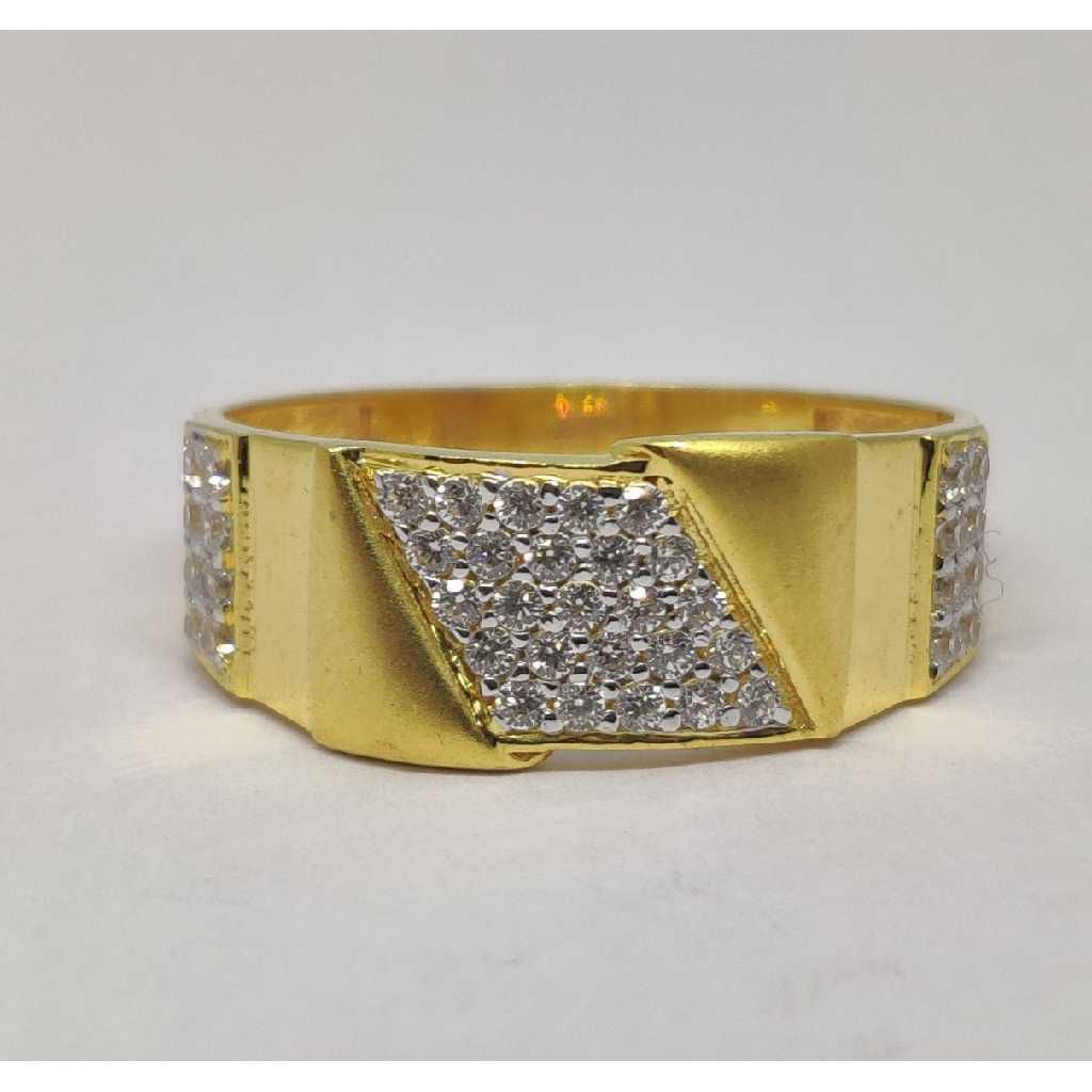 22k Gents Fancy Gold Ring Gr-28583