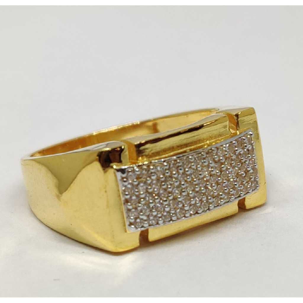 916 Gents Fancy Gold Ring Gr-28579